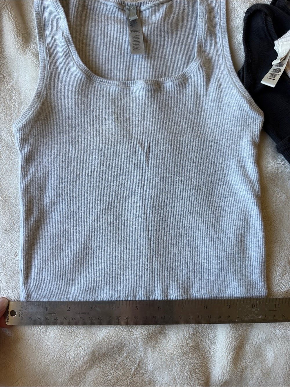 Skims Rib Tank in black, gray, beige, pink & red SET OF 5 - Picture 4 of 6